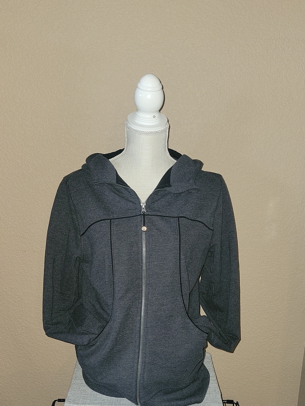Women's Charcoal Gray Zip-Up Hooded Jacket